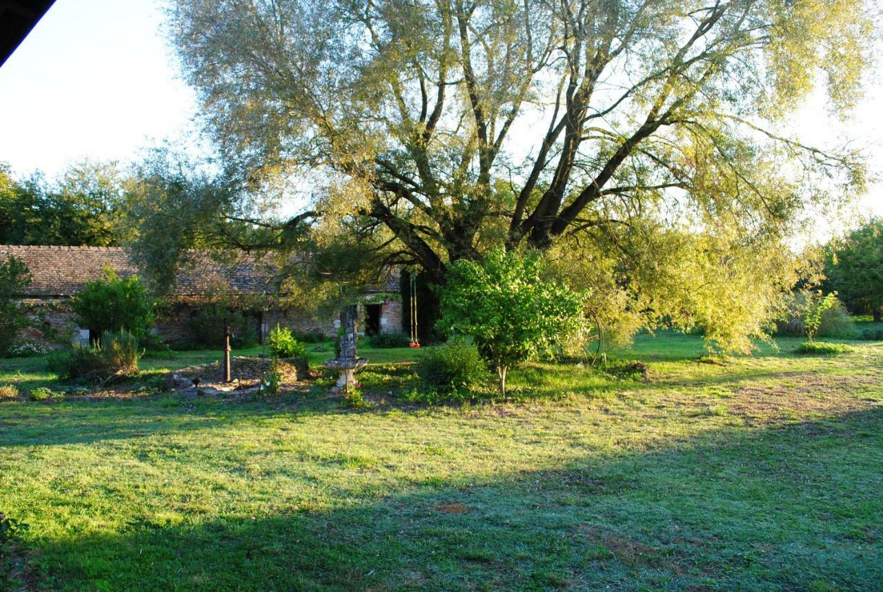 Gite Evidence Varennes-sur-le-Doubs Eksteriør billede